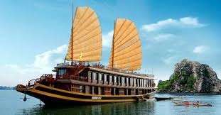 Mơ thấy tàu thuyền đánh con gì – Chiêm bao thấy tàu thuyền điềm báo gì?