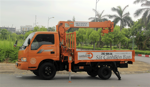 Mơ thấy xe cẩu – Chiêm bao thấy xe cẩu đánh con gì?